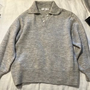 MANGO grey sweater with pearl shell buttons size small